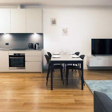 Comecasa Modern Terraced & Palestra Apartment Милано Екстериор снимка