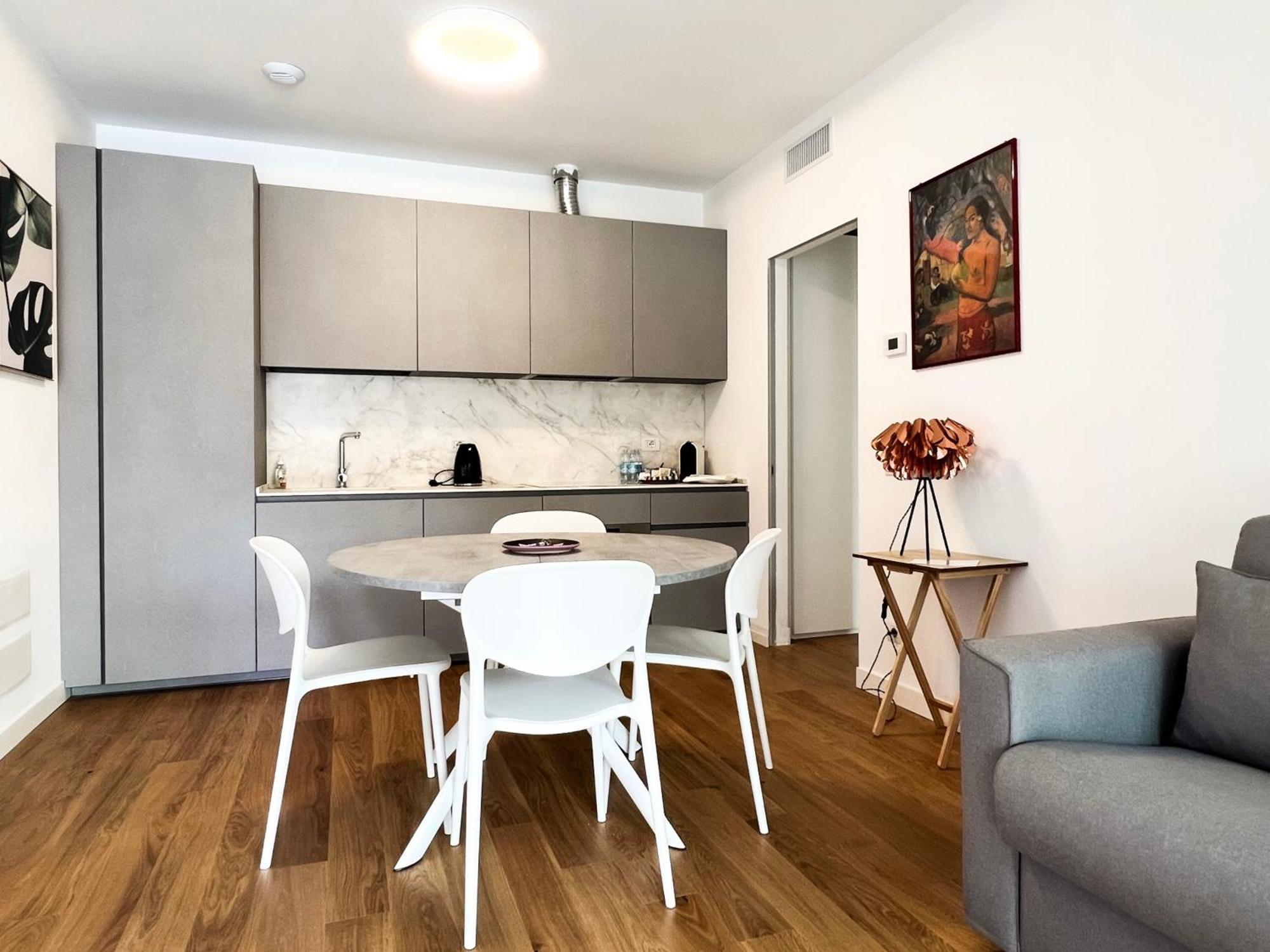 Comecasa Modern Terraced & Palestra Apartment Милано Екстериор снимка