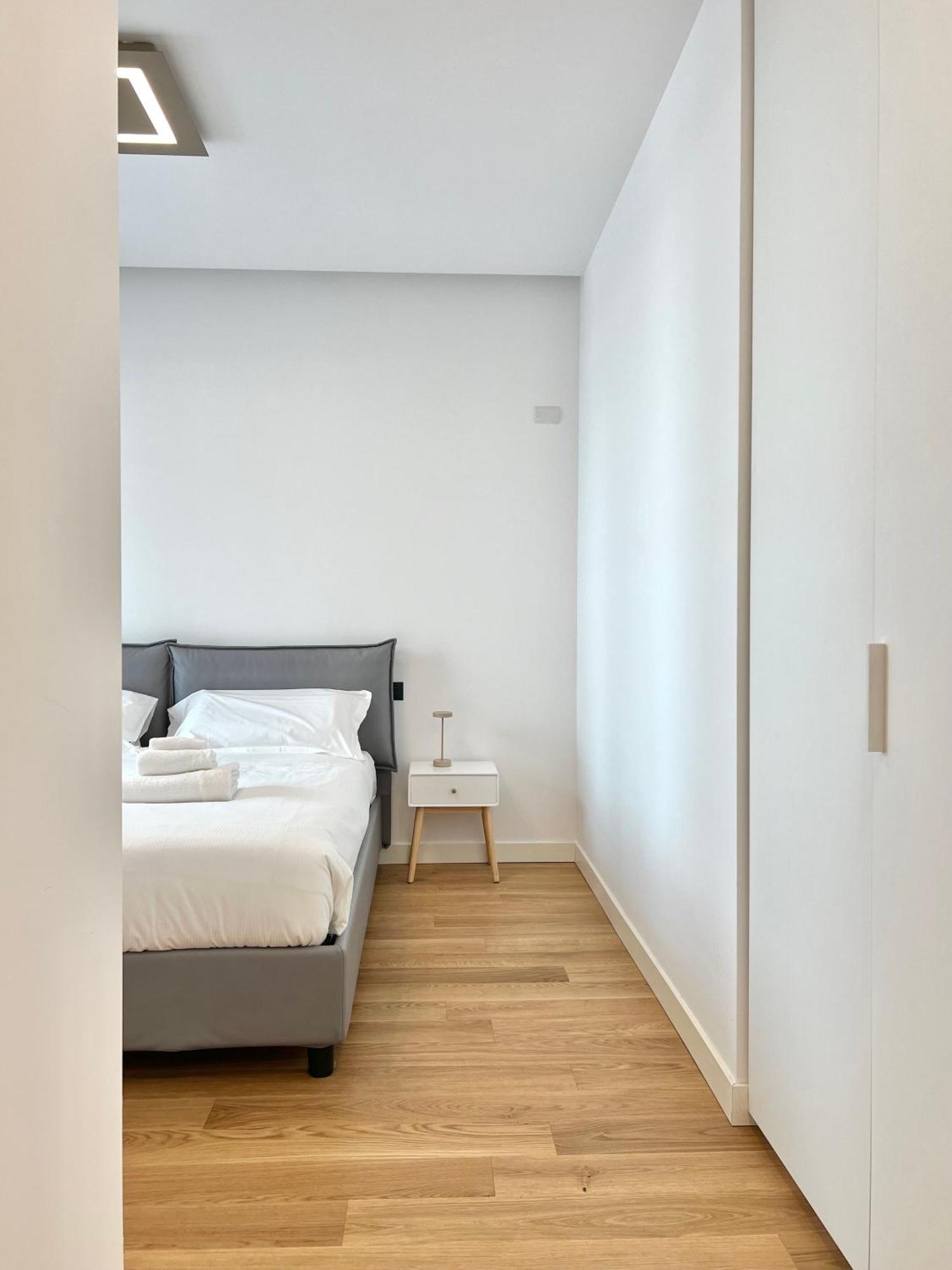 Comecasa Modern Terraced & Palestra Apartment Милано Екстериор снимка