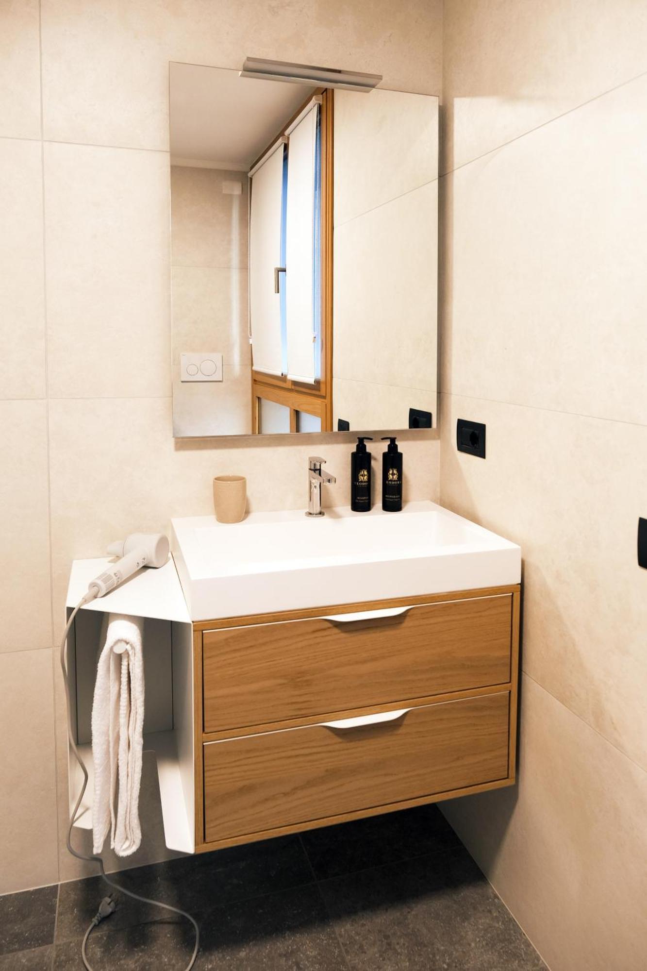 Comecasa Modern Terraced & Palestra Apartment Милано Екстериор снимка